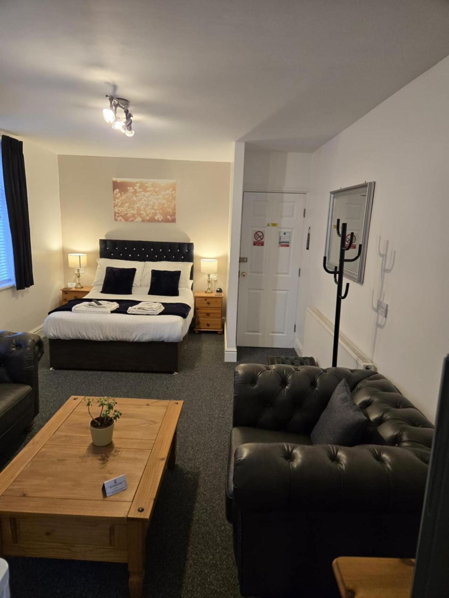 Q - Accommodation Blackpool Exterior photo